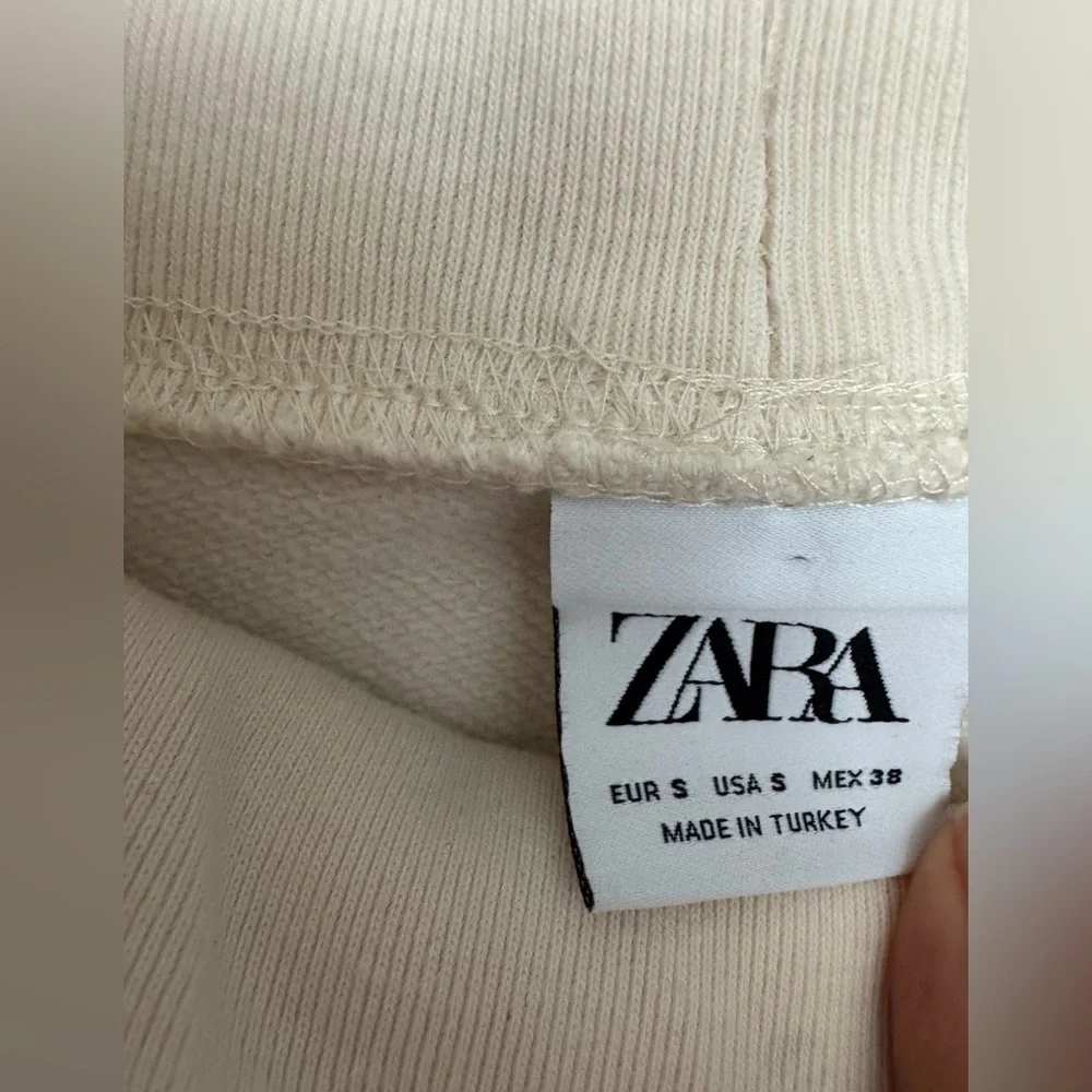 Zara Off-White Turtleneck Sweater